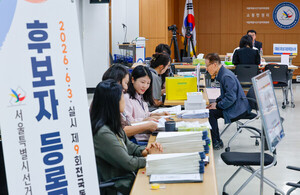 투표하기도 전에 당첨? 무투표 당선 513명의 역설