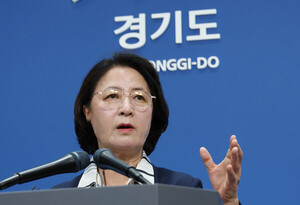 "물 값싸게 대줬더니..." 추미애 지사, 삼성·SK하이닉스에 폐수 감축 재차 압박