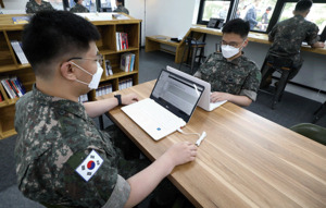국방AI 첫걸음 뗐지만… 軍 폐쇄성이 ‘K팔란티어’ 걸림돌